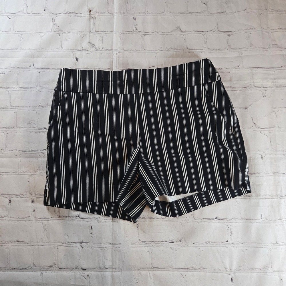 New York & Company y2k pinstripe dress Shorts Womens Medium business casual